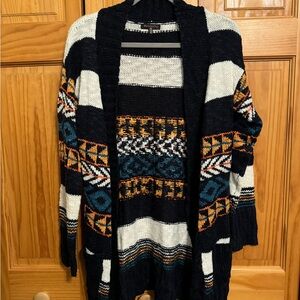 Cozy Black and White Patterned Cardigan